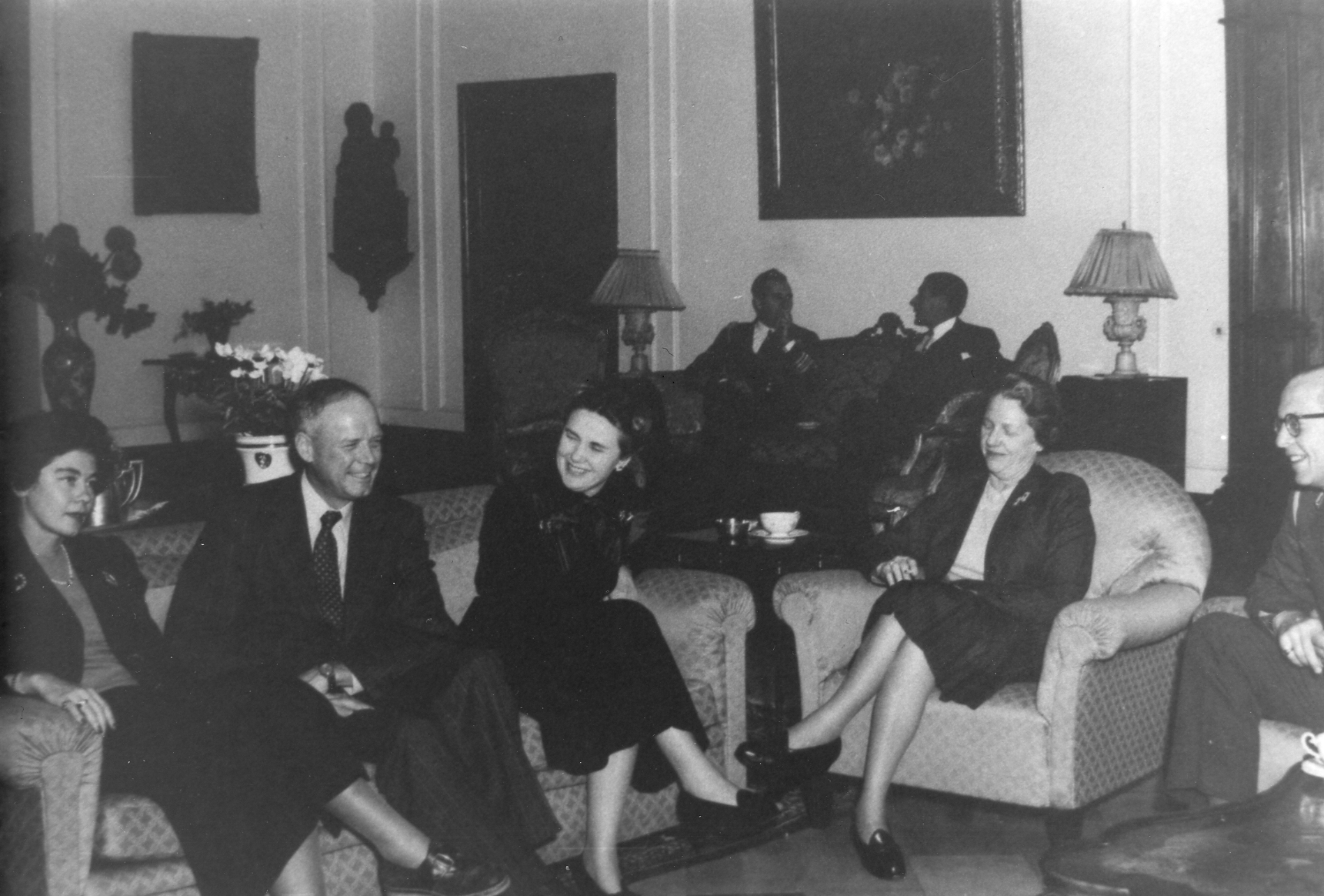 1948-1951 Queen Marguerite, Lindbergh, Oma, Mrs Kirk, King Paul of Greece at Haus Henkel